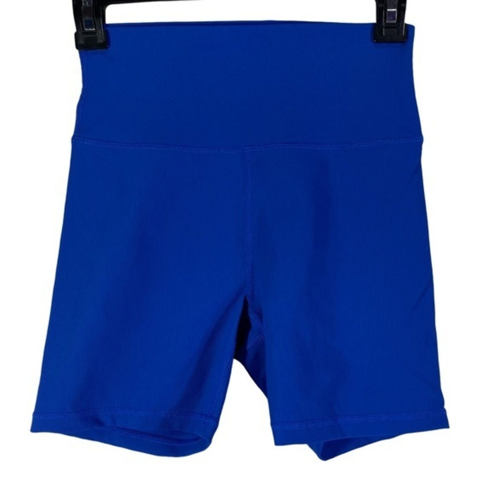 NWT WILO THE LABEL Shorts Size S Color Blue